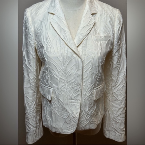 NWT Gucci Ivory Floral Textured Blazer - Size 42/US 6 - Picture 3 of 14